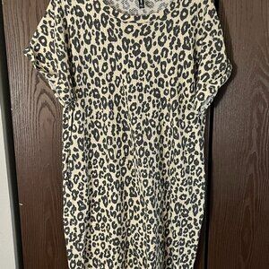MOTLENCE Womens XL Leopard Print Short Sleeve Swing Dress 36x24x21